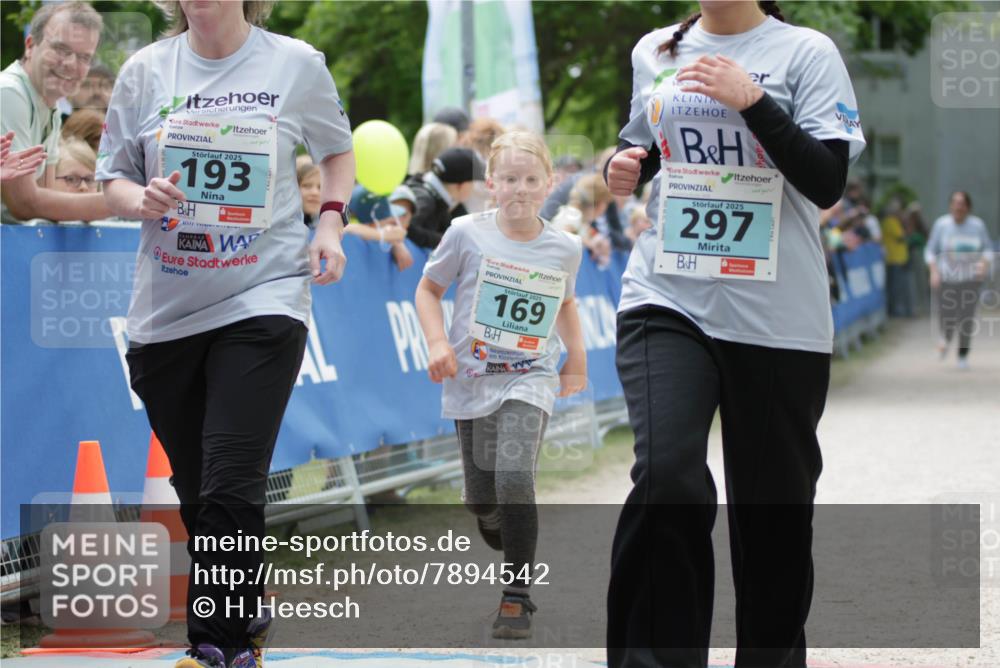 17.05.2025 - Störlauf H.Heesch http://msf.ph/oto/7894542 17.05.2025 13:48:08 Ziel 2025, 193, 2025, 169, 2025, 297 meine-sportfotos.de