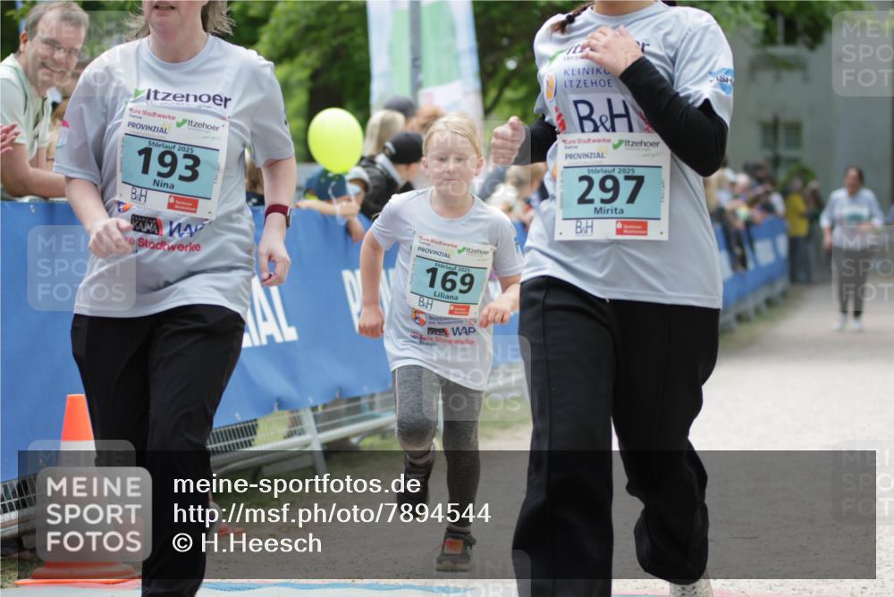 17.05.2025 - Störlauf H.Heesch http://msf.ph/oto/7894544 17.05.2025 13:48:08 Ziel 2025, 297, 2025, 193, 2025, 169 meine-sportfotos.de