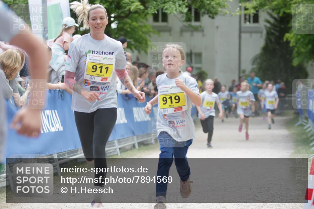 17.05.2025 - Störlauf H.Heesch http://msf.ph/oto/7894569 17.05.2025 14:14:11 Ziel 2025, 911, 919 meine-sportfotos.de