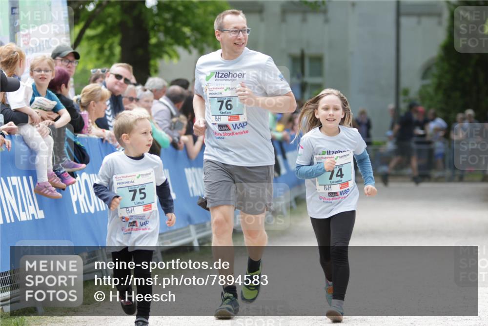 17.05.2025 - Störlauf H.Heesch http://msf.ph/oto/7894583 17.05.2025 13:48:37 Ziel 19, 2025, 75, 2025, 76, 2025, 74 meine-sportfotos.de