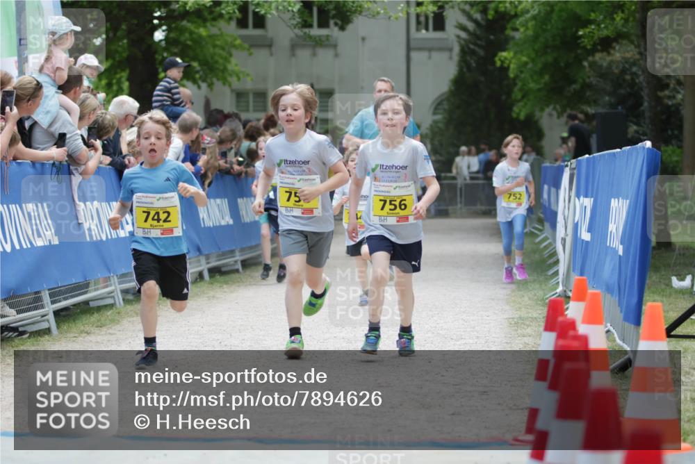 17.05.2025 - Störlauf H.Heesch http://msf.ph/oto/7894626 17.05.2025 14:14:19 Ziel 742, 75, 756, 752 meine-sportfotos.de