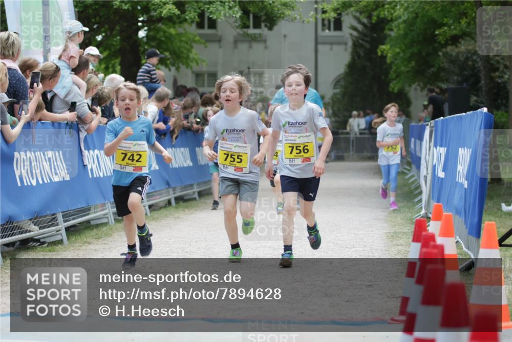 17.05.2025 - Störlauf H.Heesch http://msf.ph/oto/7894628 17.05.2025 14:14:19 Ziel 742, 755, 756, 752 meine-sportfotos.de