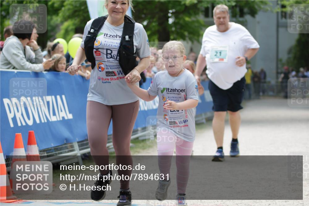 17.05.2025 - Störlauf H.Heesch http://msf.ph/oto/7894631 17.05.2025 13:49:38 Ziel 25, 21 meine-sportfotos.de