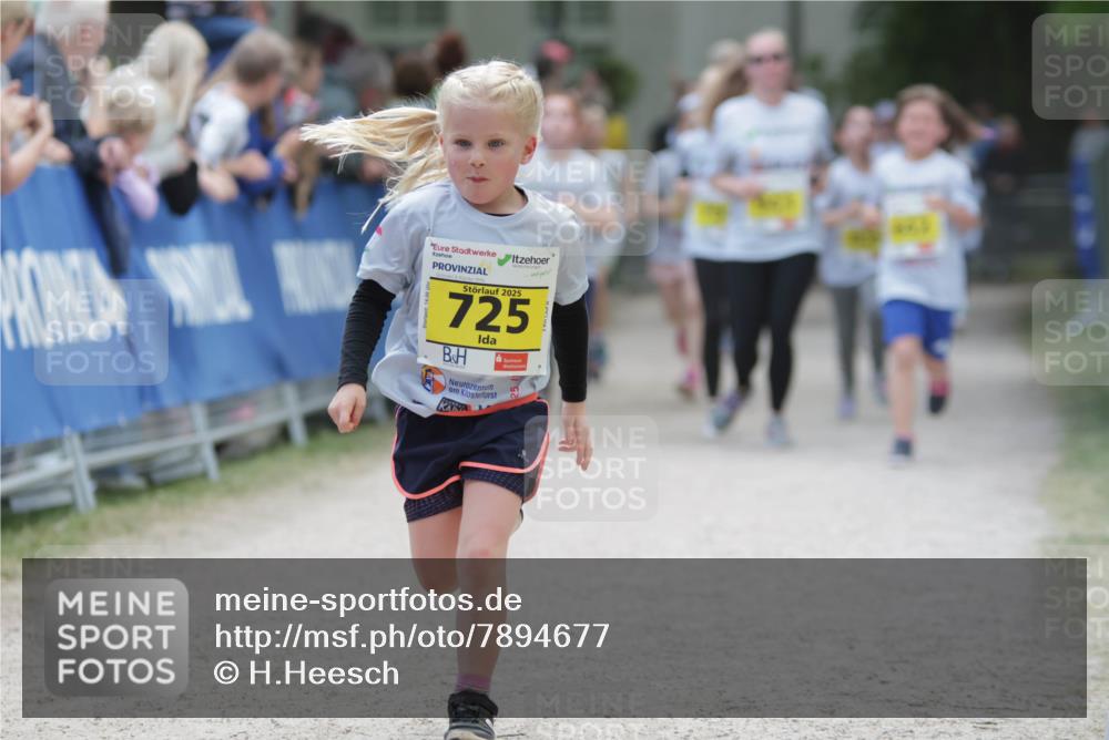 17.05.2025 - Störlauf H.Heesch http://msf.ph/oto/7894677 17.05.2025 14:14:30 Ziel 2025, 725, 5 meine-sportfotos.de