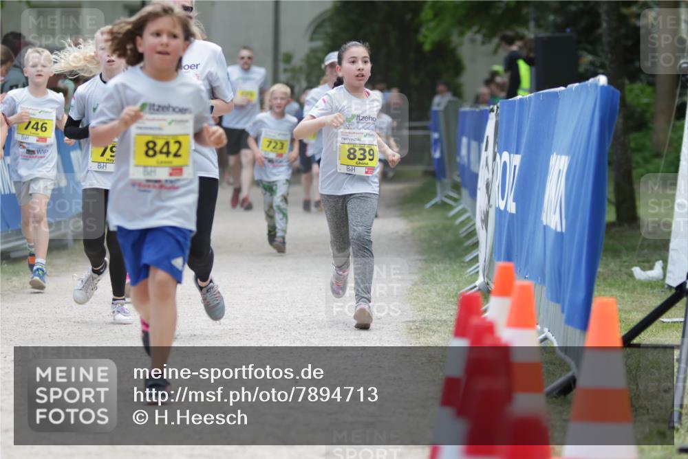 17.05.2025 - Störlauf H.Heesch http://msf.ph/oto/7894713 17.05.2025 14:14:33 Ziel 746, 79, 842, 723, 839 meine-sportfotos.de