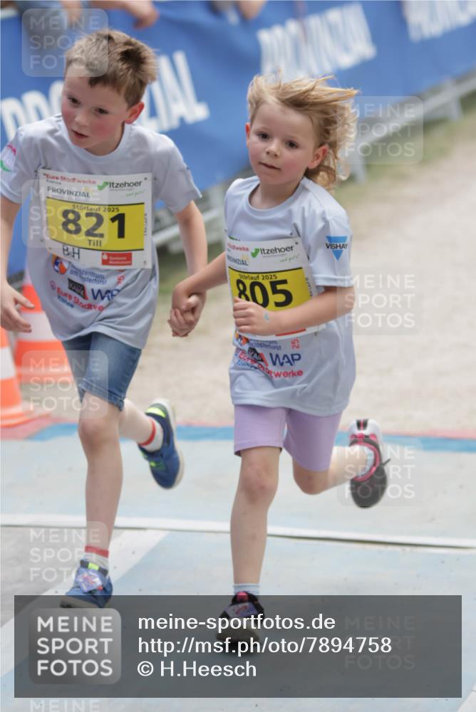 17.05.2025 - Störlauf H.Heesch http://msf.ph/oto/7894758 17.05.2025 14:14:47 Ziel 2025, 821, 2025, 805 meine-sportfotos.de
