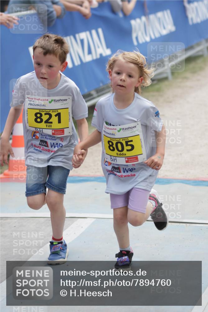 17.05.2025 - Störlauf H.Heesch http://msf.ph/oto/7894760 17.05.2025 14:14:47 Ziel 2025, 821, 25, 2025, 805, 1 meine-sportfotos.de