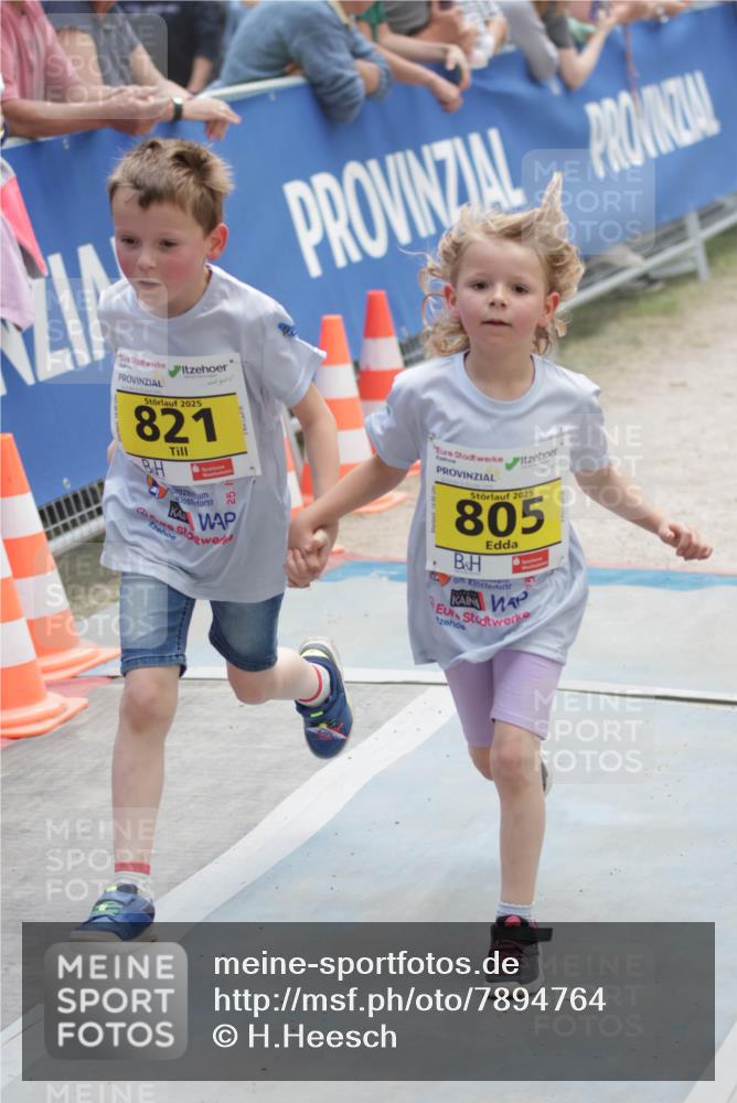 17.05.2025 - Störlauf H.Heesch http://msf.ph/oto/7894764 17.05.2025 14:14:47 Ziel 2025, 821, 2025, 805 meine-sportfotos.de