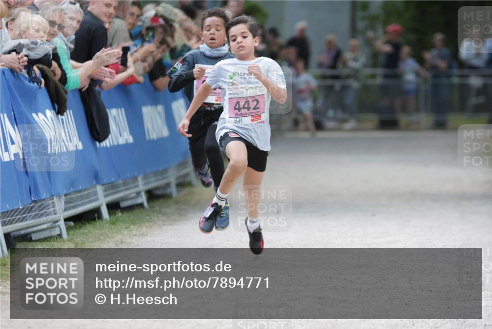 17.05.2025 - Störlauf H.Heesch http://msf.ph/oto/7894771 17.05.2025 13:54:26 Ziel 2025, 442 meine-sportfotos.de