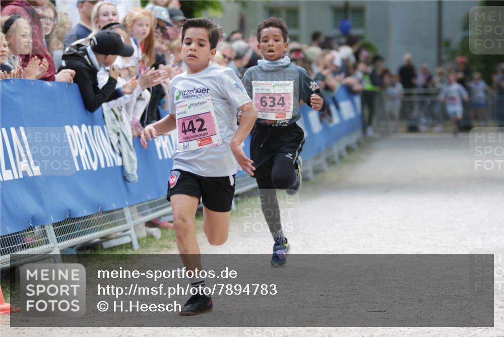 17.05.2025 - Störlauf H.Heesch http://msf.ph/oto/7894783 17.05.2025 13:54:28 Ziel 2025, 442, 634 meine-sportfotos.de