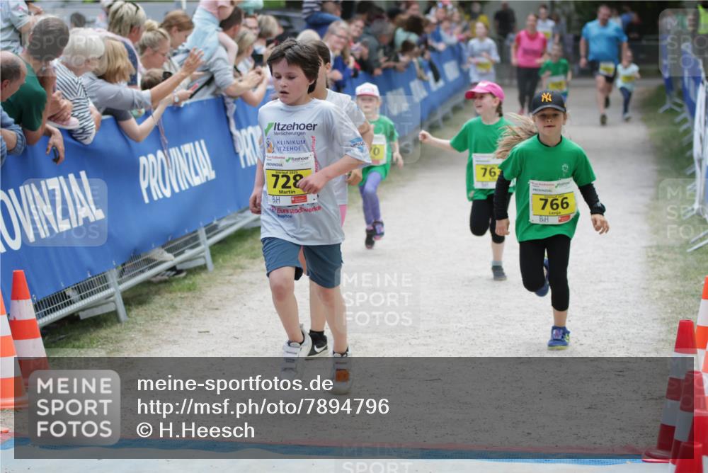 17.05.2025 - Störlauf H.Heesch http://msf.ph/oto/7894796 17.05.2025 14:15:03 Ziel 728, 76, 766 meine-sportfotos.de