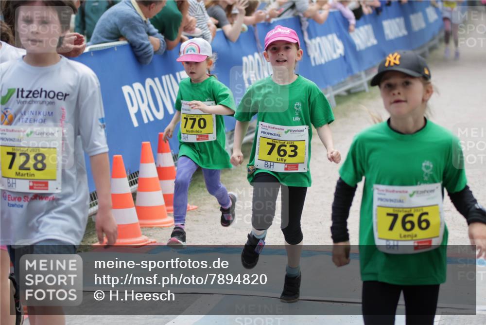 17.05.2025 - Störlauf H.Heesch http://msf.ph/oto/7894820 17.05.2025 14:15:05 Ziel 2025, 770, 2025, 763, 2025, 728, 766 meine-sportfotos.de