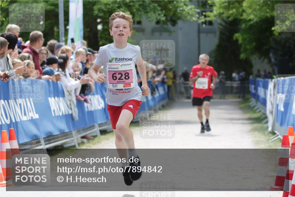 17.05.2025 - Störlauf H.Heesch http://msf.ph/oto/7894842 17.05.2025 13:54:59 Ziel 2025, 628, 1005 meine-sportfotos.de