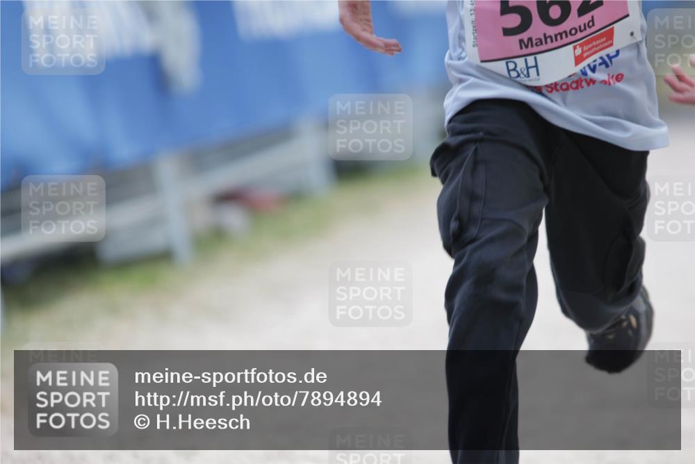 17.05.2025 - Störlauf H.Heesch http://msf.ph/oto/7894894 17.05.2025 13:55:13 Ziel 13 meine-sportfotos.de