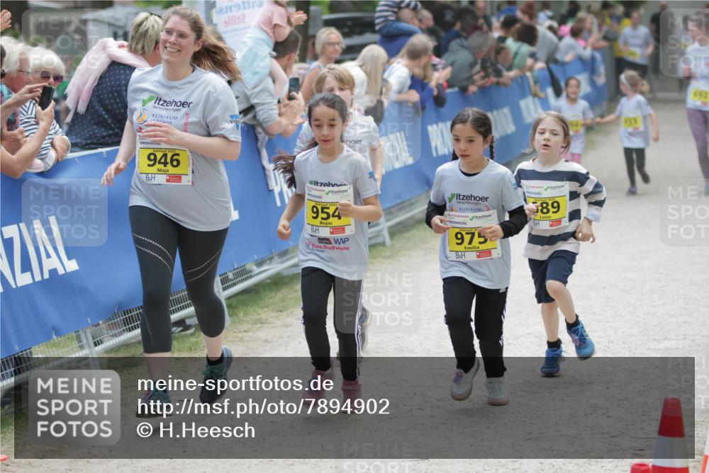 17.05.2025 - Störlauf H.Heesch http://msf.ph/oto/7894902 17.05.2025 14:15:19 Ziel 2, 946, 954, 975, 589 meine-sportfotos.de