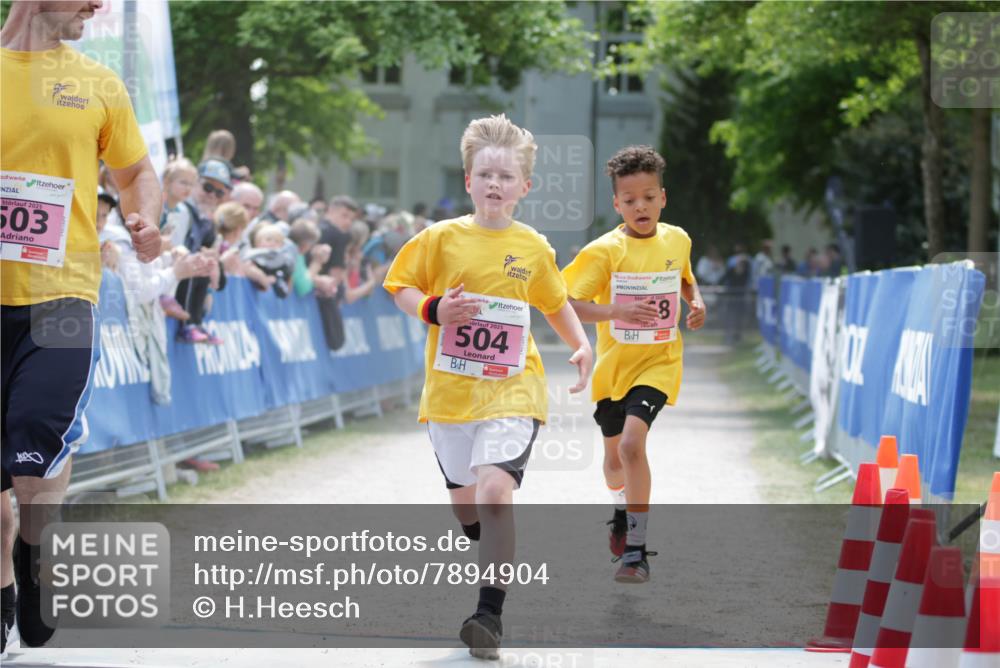 17.05.2025 - Störlauf H.Heesch http://msf.ph/oto/7894904 17.05.2025 13:55:25 Ziel 2025, 503, 8, 2025, 504 meine-sportfotos.de