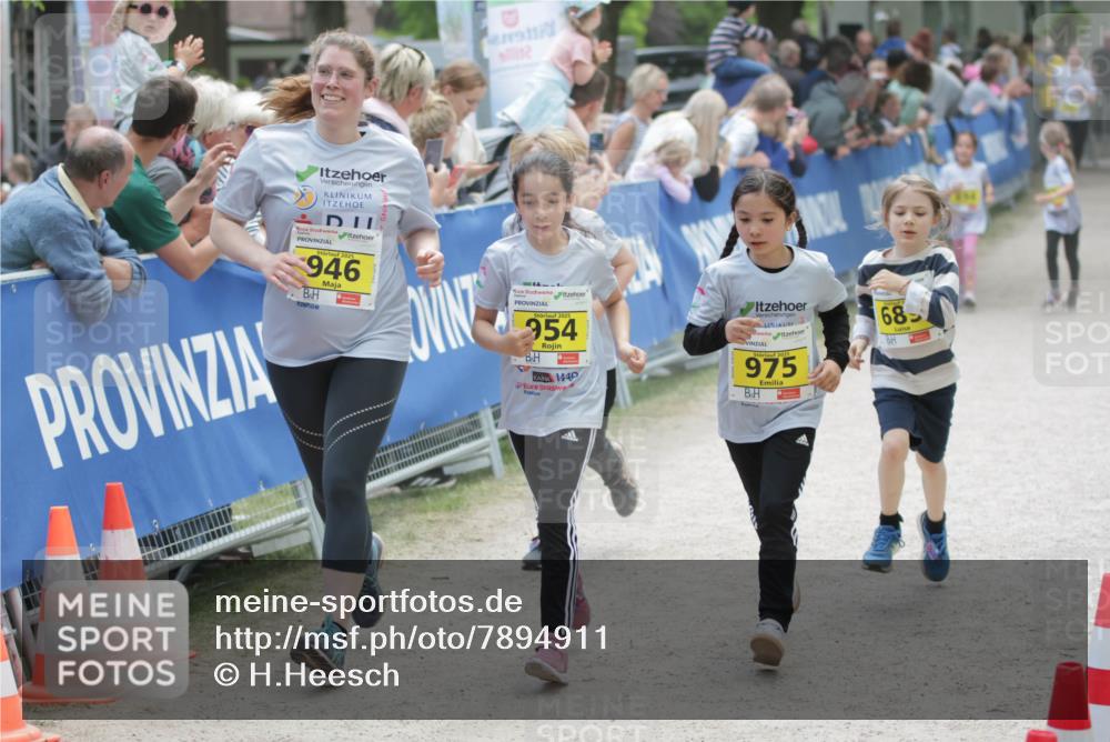 17.05.2025 - Störlauf H.Heesch http://msf.ph/oto/7894911 17.05.2025 14:15:19 Ziel 2025, 946, 2025, 954, 975, 68 meine-sportfotos.de