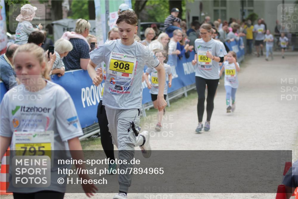 17.05.2025 - Störlauf H.Heesch http://msf.ph/oto/7894965 17.05.2025 14:15:29 Ziel 795, 2025, 908, 76, 802, 891 meine-sportfotos.de