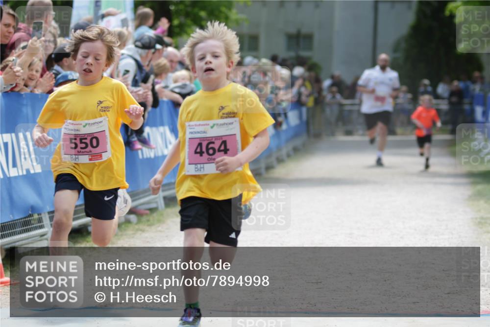 17.05.2025 - Störlauf H.Heesch http://msf.ph/oto/7894998 17.05.2025 13:55:55 Ziel 2025, 550, 2025, 464 meine-sportfotos.de