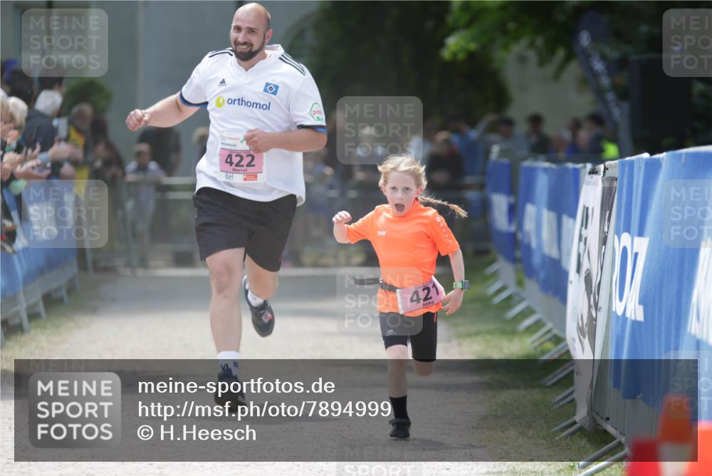 17.05.2025 - Störlauf H.Heesch http://msf.ph/oto/7894999 17.05.2025 13:55:57 Ziel 422, 20, 421 meine-sportfotos.de