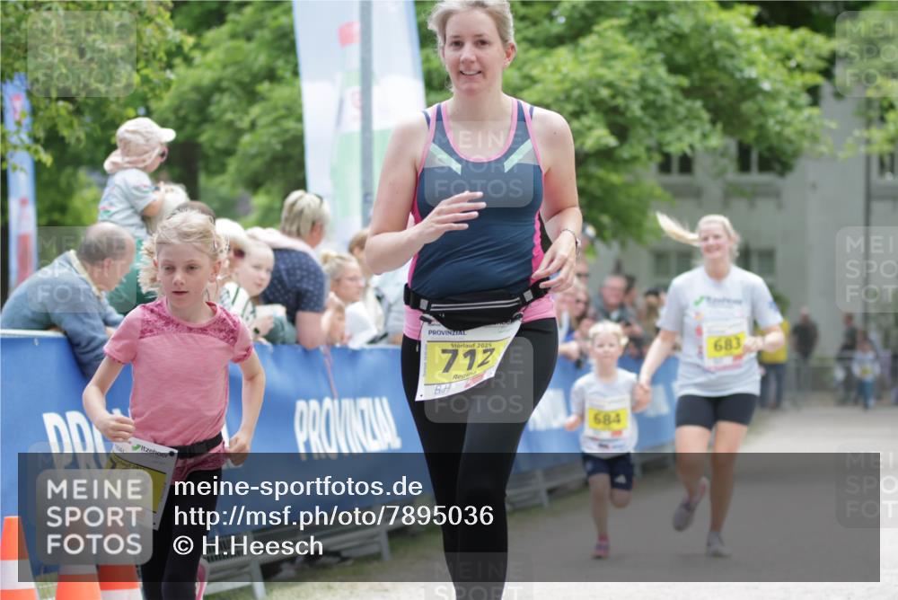 17.05.2025 - Störlauf H.Heesch http://msf.ph/oto/7895036 17.05.2025 14:15:51 Ziel 2025, 13, 2025, 712, 684, 683 meine-sportfotos.de