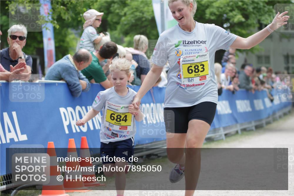 17.05.2025 - Störlauf H.Heesch http://msf.ph/oto/7895050 17.05.2025 14:15:53 Ziel 2025, 684, 2025, 683 meine-sportfotos.de