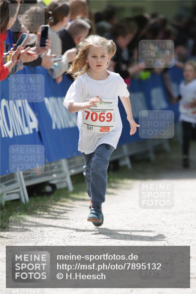 17.05.2025 - Störlauf H.Heesch http://msf.ph/oto/7895132 17.05.2025 13:01:56 Ziel 2025, 7069 meine-sportfotos.de
