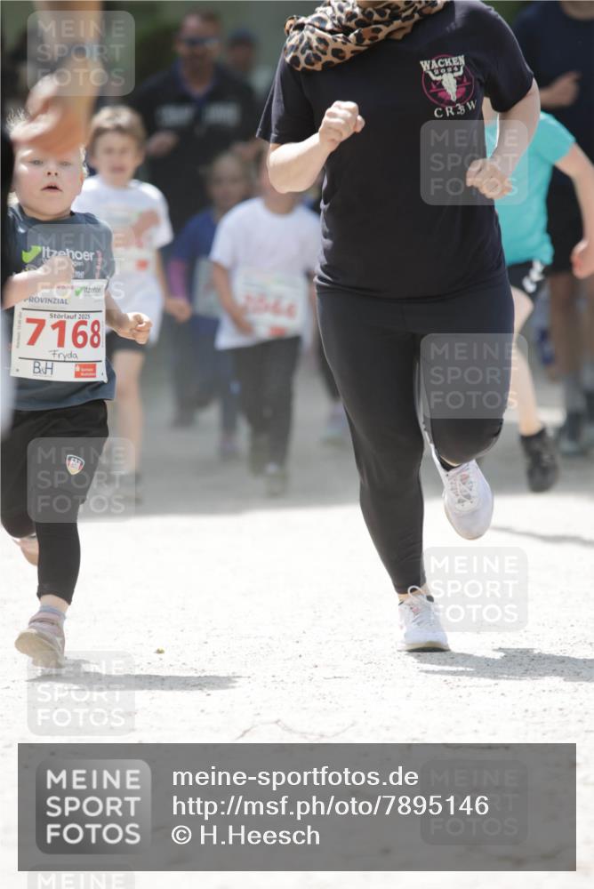 17.05.2025 - Störlauf H.Heesch http://msf.ph/oto/7895146 17.05.2025 13:02:02 Ziel 2025, 7168, 633, 2844, 33 meine-sportfotos.de