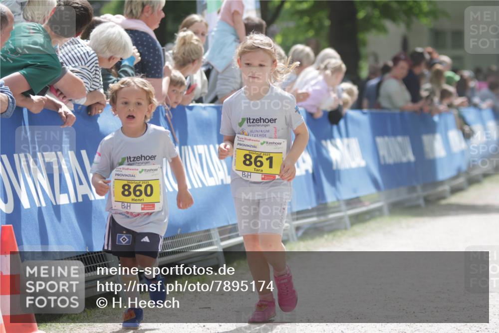 17.05.2025 - Störlauf H.Heesch http://msf.ph/oto/7895174 17.05.2025 14:16:23 Ziel 2025, 860, 2025, 861 meine-sportfotos.de