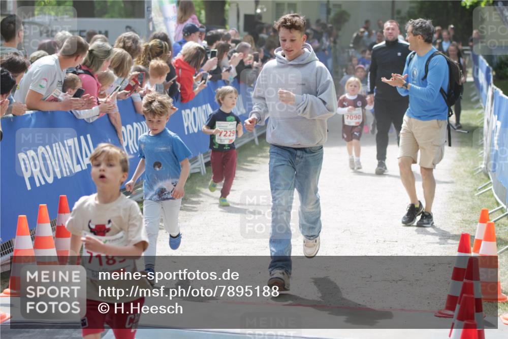 17.05.2025 - Störlauf H.Heesch http://msf.ph/oto/7895188 17.05.2025 13:02:19 Ziel 229, 7090, 718 meine-sportfotos.de