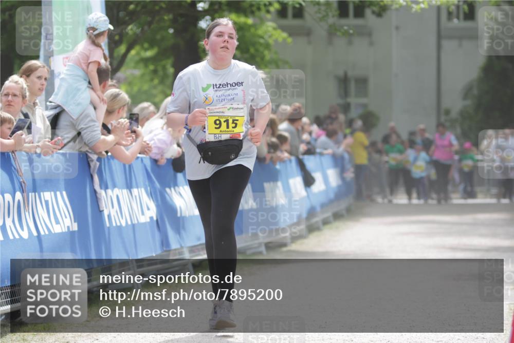 17.05.2025 - Störlauf H.Heesch http://msf.ph/oto/7895200 17.05.2025 14:16:37 Ziel 2025, 915, 50, 12 meine-sportfotos.de