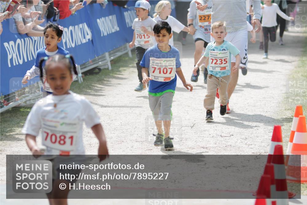 17.05.2025 - Störlauf H.Heesch http://msf.ph/oto/7895227 17.05.2025 13:02:31 Ziel 7015, 7081, 227, 2025, 7107, 7235 meine-sportfotos.de