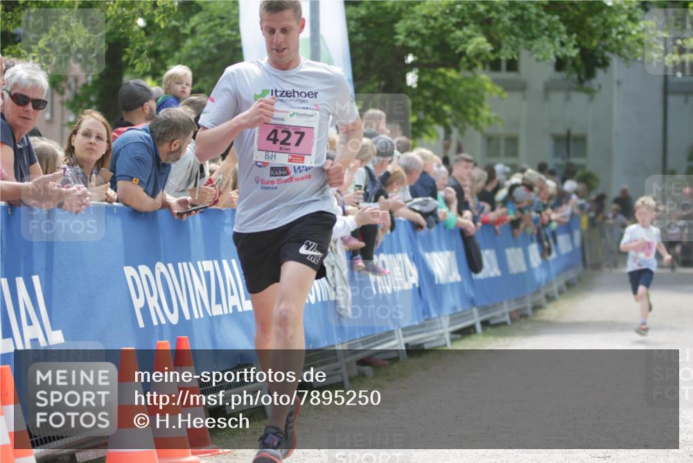 17.05.2025 - Störlauf H.Heesch http://msf.ph/oto/7895250 17.05.2025 13:56:20 Ziel 427 meine-sportfotos.de
