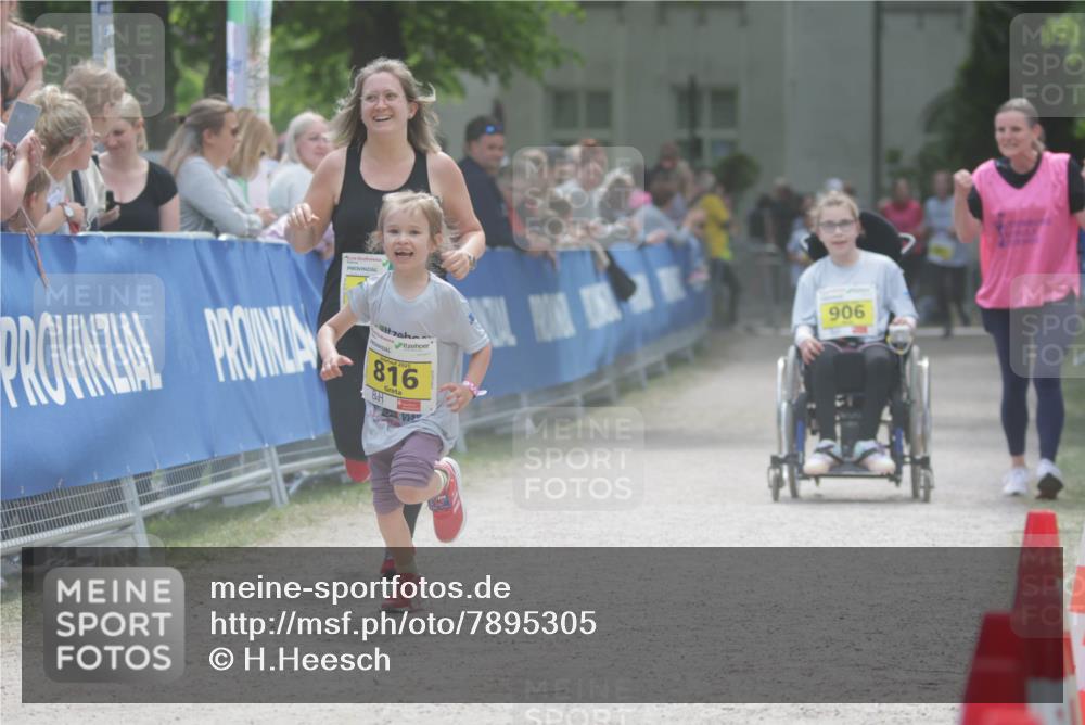 17.05.2025 - Störlauf H.Heesch http://msf.ph/oto/7895305 17.05.2025 14:17:00 Ziel 816, 906 meine-sportfotos.de