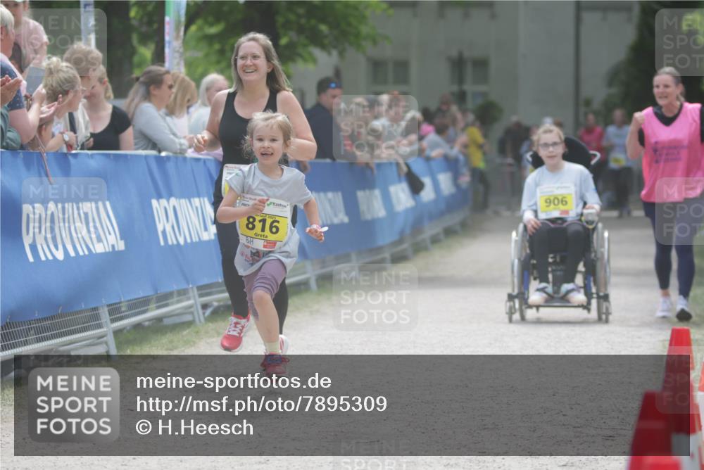 17.05.2025 - Störlauf H.Heesch http://msf.ph/oto/7895309 17.05.2025 14:17:00 Ziel 2025, 816, 906 meine-sportfotos.de