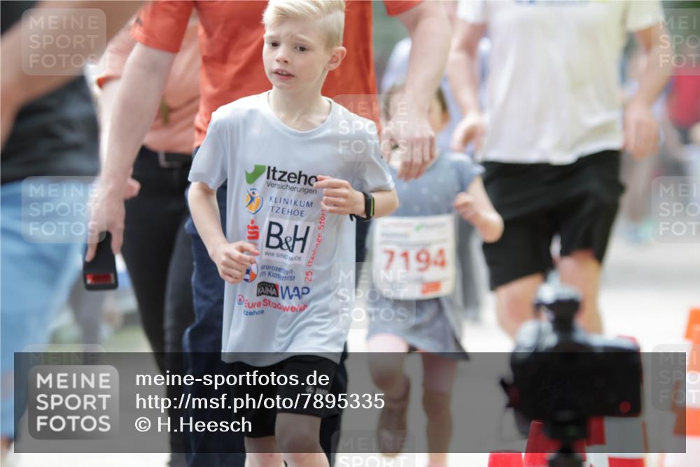 17.05.2025 - Störlauf H.Heesch http://msf.ph/oto/7895335 17.05.2025 13:02:59 Ziel 25, 7194 meine-sportfotos.de