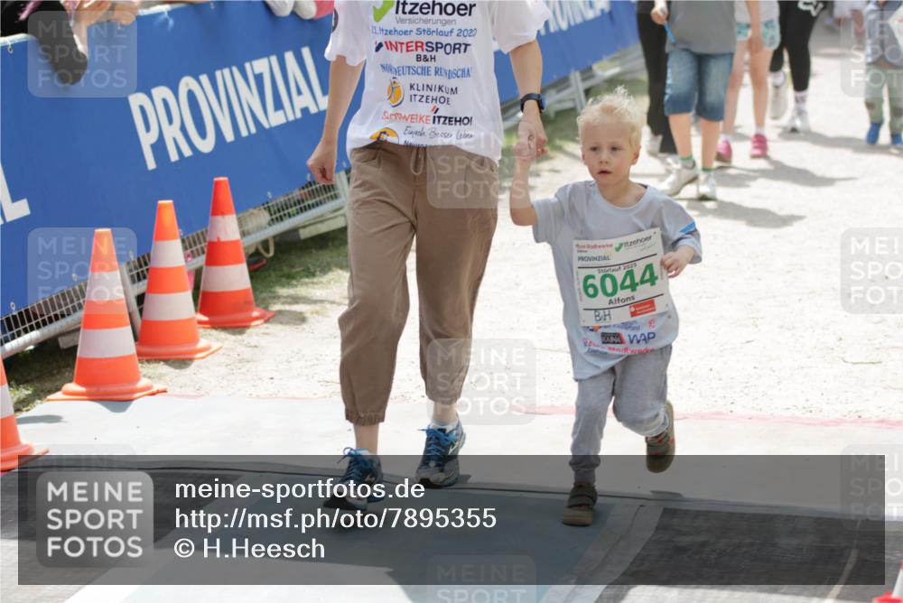17.05.2025 - Störlauf H.Heesch http://msf.ph/oto/7895355 17.05.2025 13:03:12 Ziel 21, 2020, 2025, 6044 meine-sportfotos.de