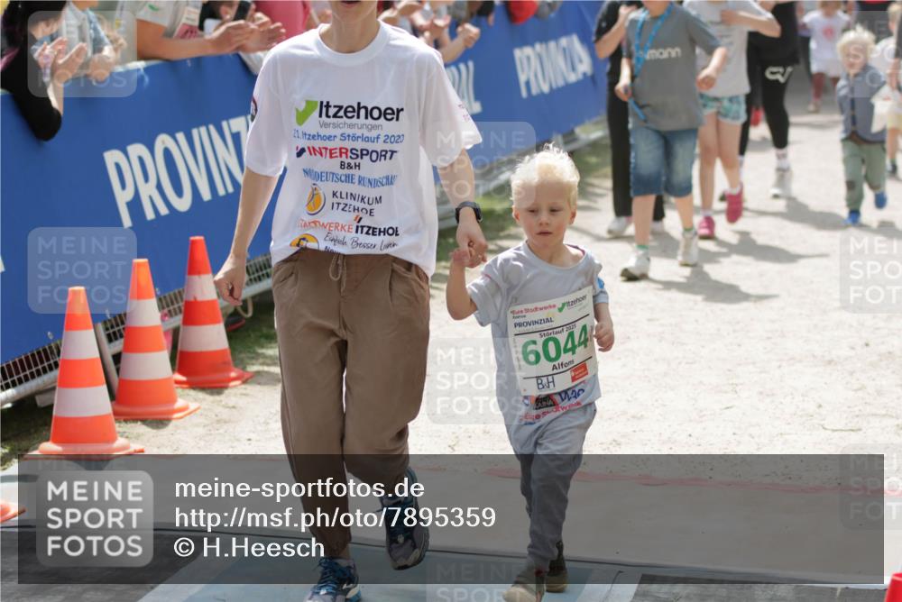 17.05.2025 - Störlauf H.Heesch http://msf.ph/oto/7895359 17.05.2025 13:03:12 Ziel 21, 2020, 2025, 6044 meine-sportfotos.de