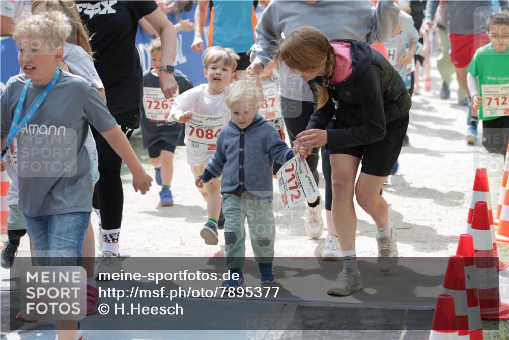 17.05.2025 - Störlauf H.Heesch http://msf.ph/oto/7895377 17.05.2025 13:03:16 Ziel 7267, 2025, 7084, 87, 7172, 712 meine-sportfotos.de