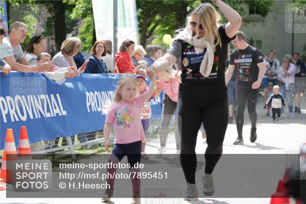 17.05.2025 - Störlauf H.Heesch http://msf.ph/oto/7895451 17.05.2025 13:05:46 Ziel 206, 15, 7300 meine-sportfotos.de