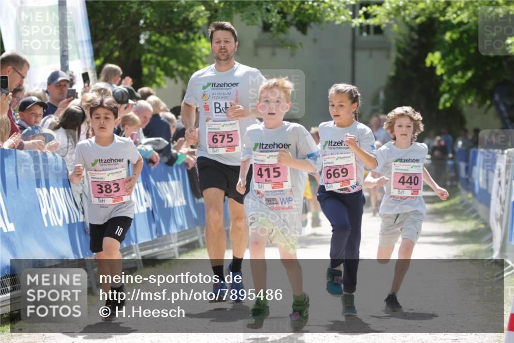 17.05.2025 - Störlauf H.Heesch http://msf.ph/oto/7895486 17.05.2025 13:56:59 Ziel 383, 10, 675, 2025, 415, 669, 440 meine-sportfotos.de