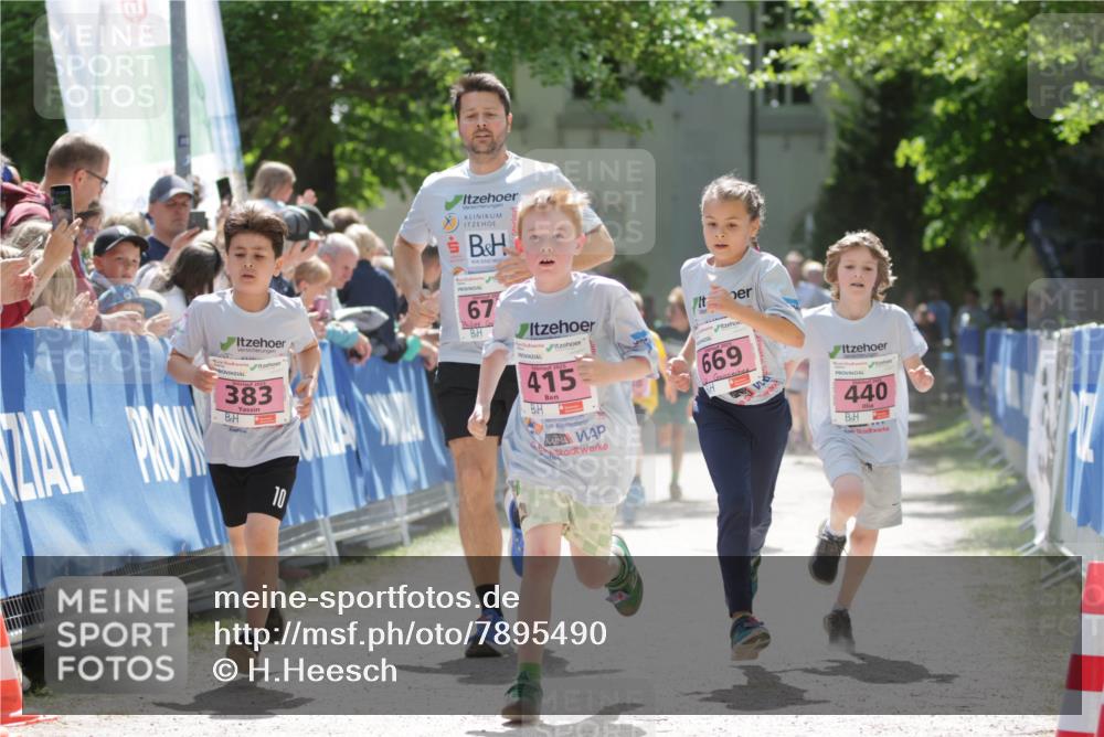 17.05.2025 - Störlauf H.Heesch http://msf.ph/oto/7895490 17.05.2025 13:56:59 Ziel 2, 383, 67, 415, 669, 440, 10 meine-sportfotos.de