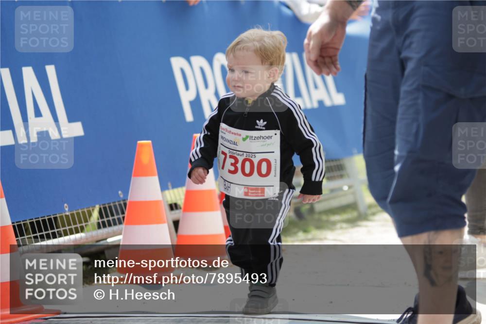 17.05.2025 - Störlauf H.Heesch http://msf.ph/oto/7895493 17.05.2025 13:05:56 Ziel 2025, 1300 meine-sportfotos.de