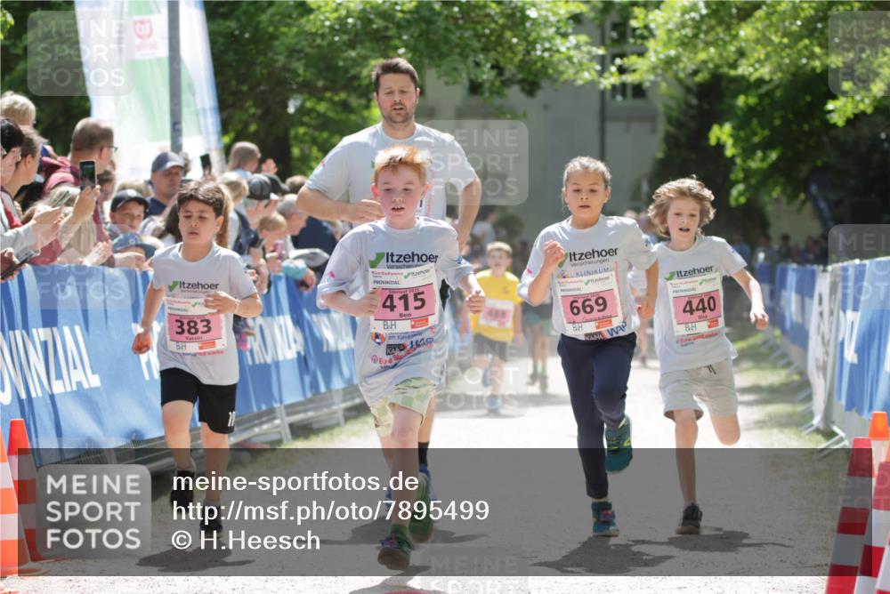 17.05.2025 - Störlauf H.Heesch http://msf.ph/oto/7895499 17.05.2025 13:56:59 Ziel 383, 415, 488, 2025, 669, 20, 440 meine-sportfotos.de