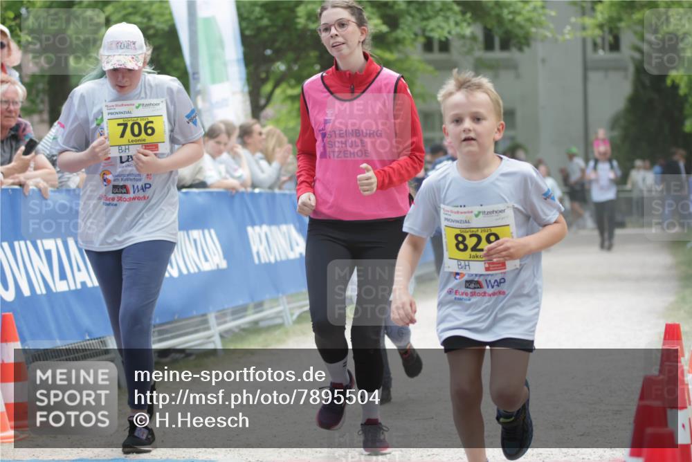 17.05.2025 - Störlauf H.Heesch http://msf.ph/oto/7895504 17.05.2025 14:17:18 Ziel 2025, 706, 2025, 829 meine-sportfotos.de