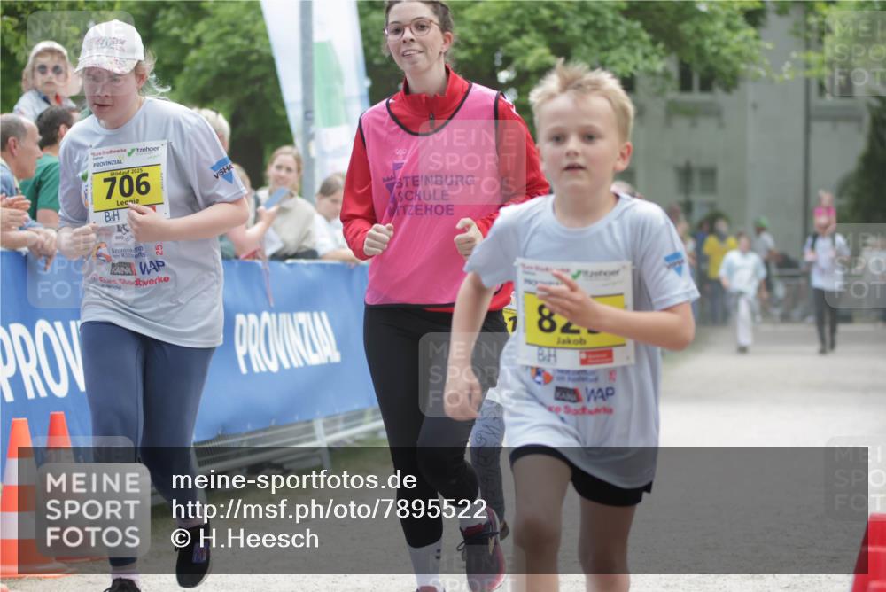 17.05.2025 - Störlauf H.Heesch http://msf.ph/oto/7895522 17.05.2025 14:17:18 Ziel 2025, 706, 25, 182 meine-sportfotos.de