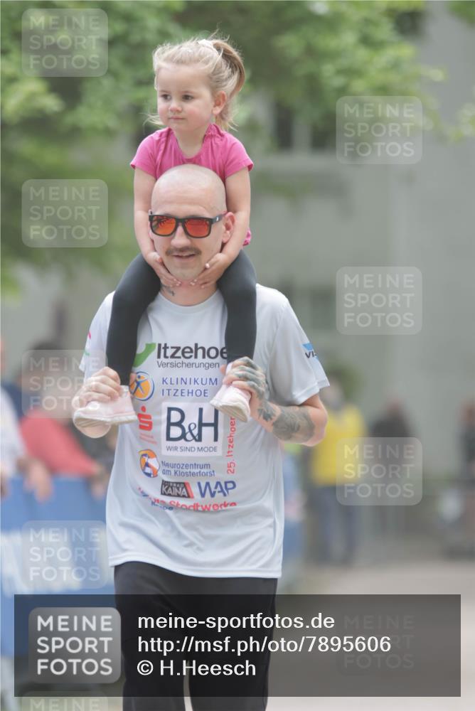 17.05.2025 - Störlauf H.Heesch http://msf.ph/oto/7895606 17.05.2025 14:17:28 Ziel 25 meine-sportfotos.de