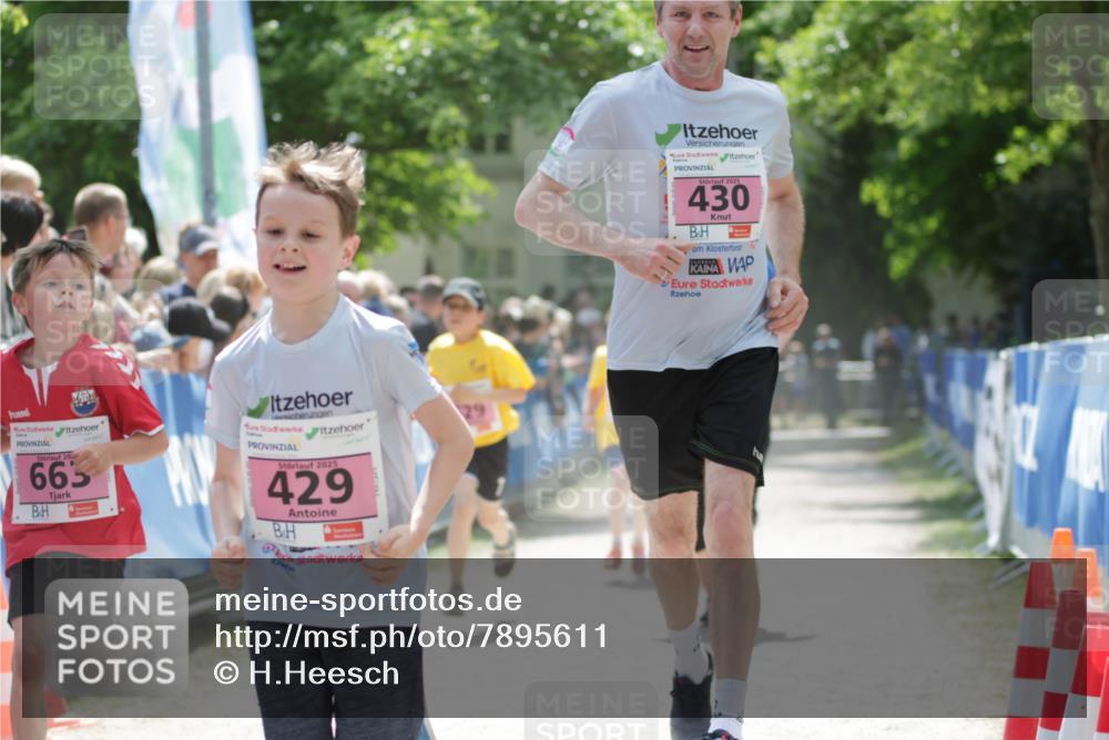 17.05.2025 - Störlauf H.Heesch http://msf.ph/oto/7895611 17.05.2025 13:57:12 Ziel 20, 665, 2025, 429, 2025, 430 meine-sportfotos.de