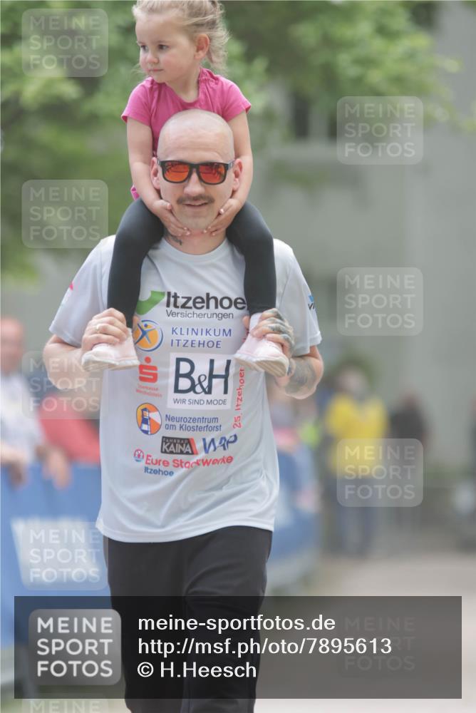 17.05.2025 - Störlauf H.Heesch http://msf.ph/oto/7895613 17.05.2025 14:17:28 Ziel 25 meine-sportfotos.de