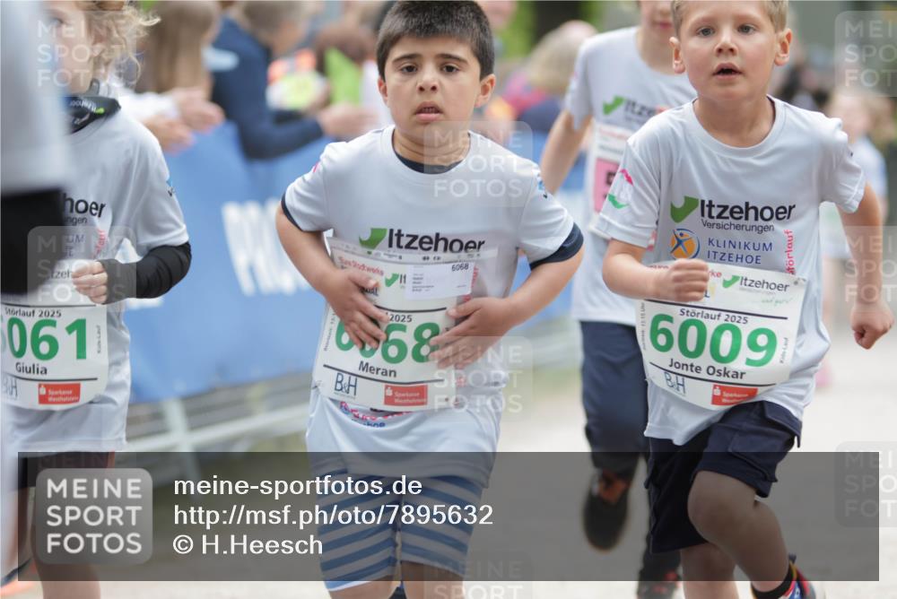 17.05.2025 - Störlauf H.Heesch http://msf.ph/oto/7895632 17.05.2025 13:16:57 Ziel 2025, 061, 2025, 6068, 1655, 2025, 6009 meine-sportfotos.de